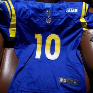 Youth L.A. Rams jersey.